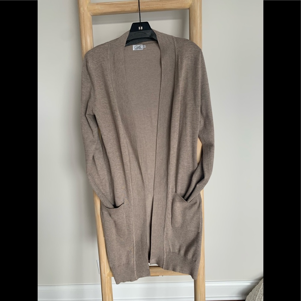 Cielo Brand Camel color lightweight long sweater Small